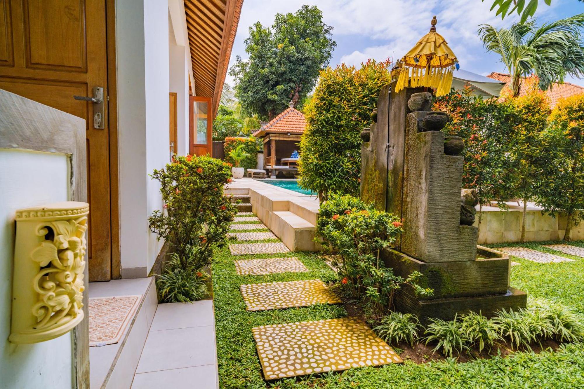 Villa Seruni Lovina エクステリア 写真